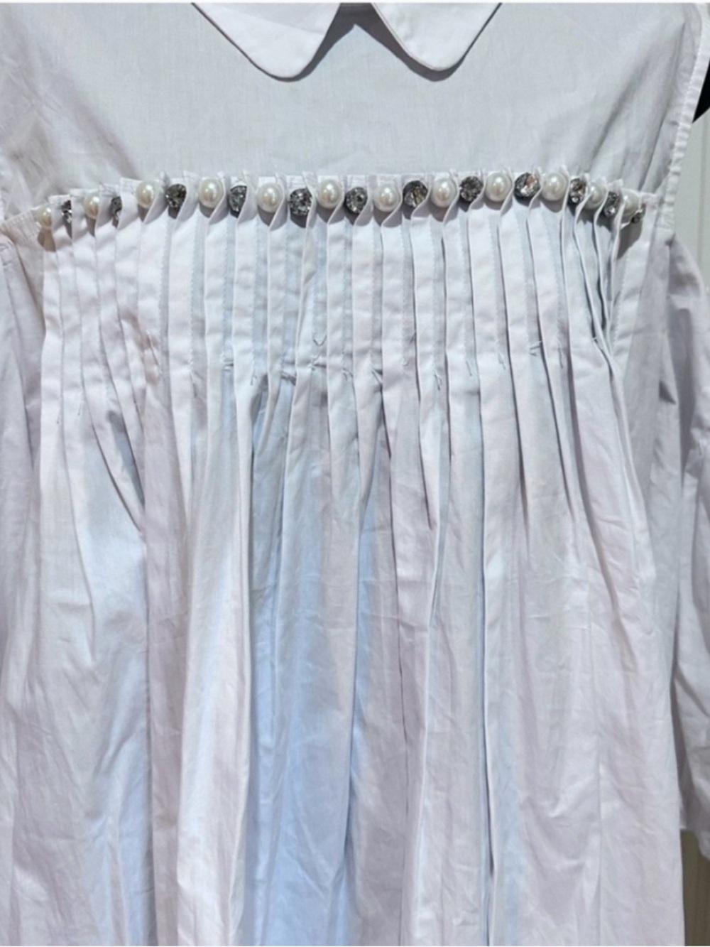 Cold-Shoulder White Pleated Mini Shirt Dress - Picture 3 of 4